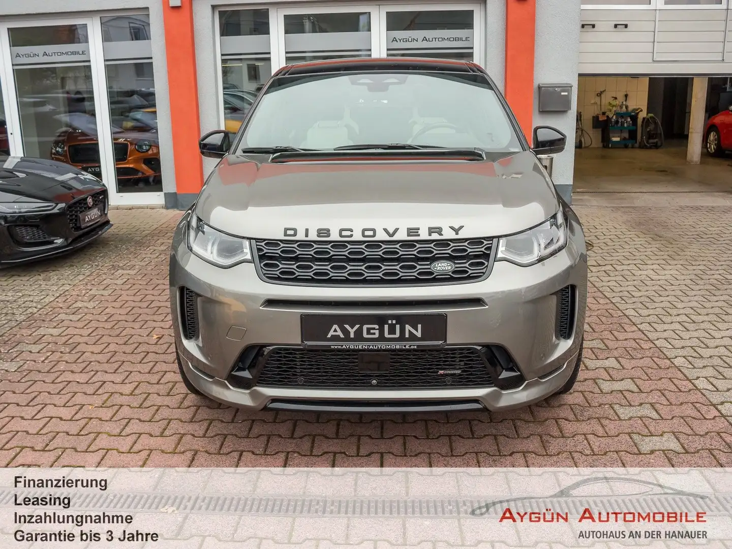 Land Rover Discovery Sport P300e R-Dynamic HSE*Pano*AHK* Argent - 2