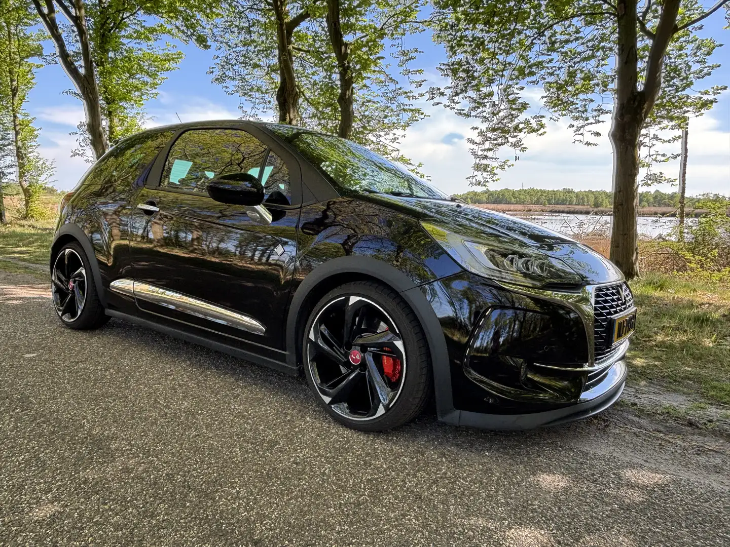 DS Automobiles DS 3 Performance Black Special Zwart - 1