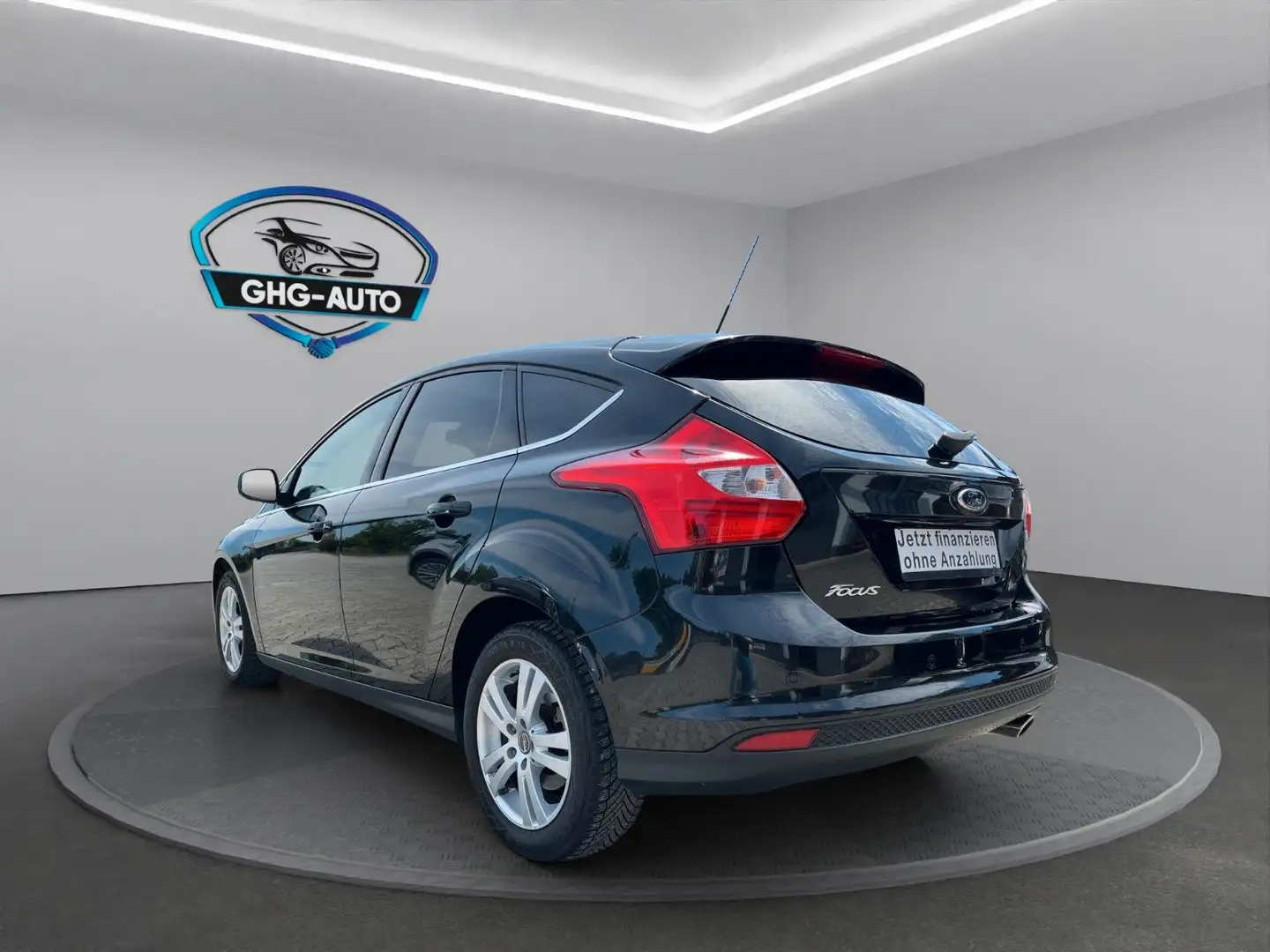 Ford Focus Lim. Titanium* NAVI*SERVICE NEU* Nero - 2