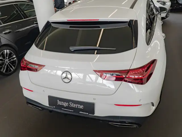 Mercedes-Benz CLA view 6