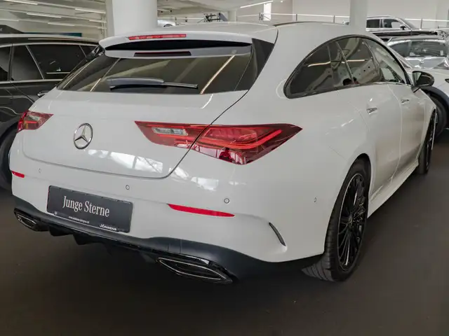 Mercedes-Benz CLA view 5