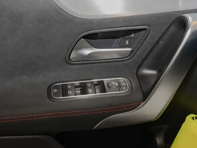 Mercedes-Benz CLA view 11