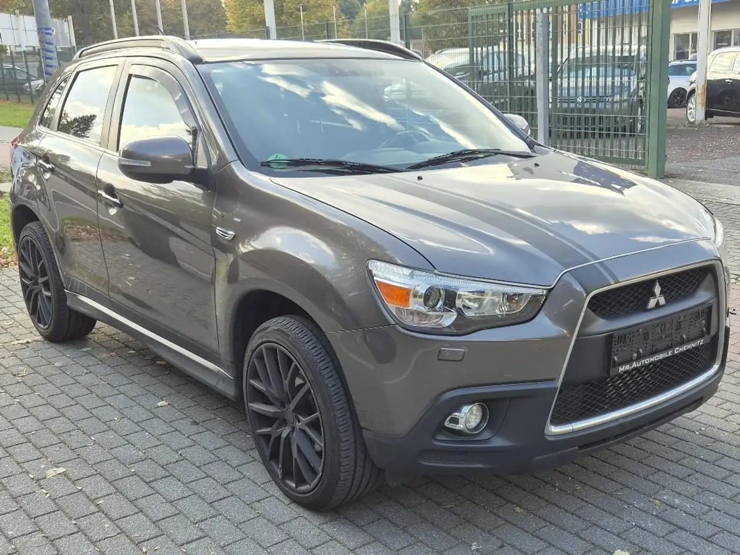 Mitsubishi ASX Intense 2WD Braun - 1