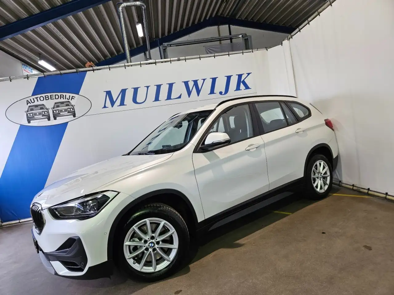 BMW X1 sDrive20i Business Edition / Camera / Memory / Hea, миниатюра 10