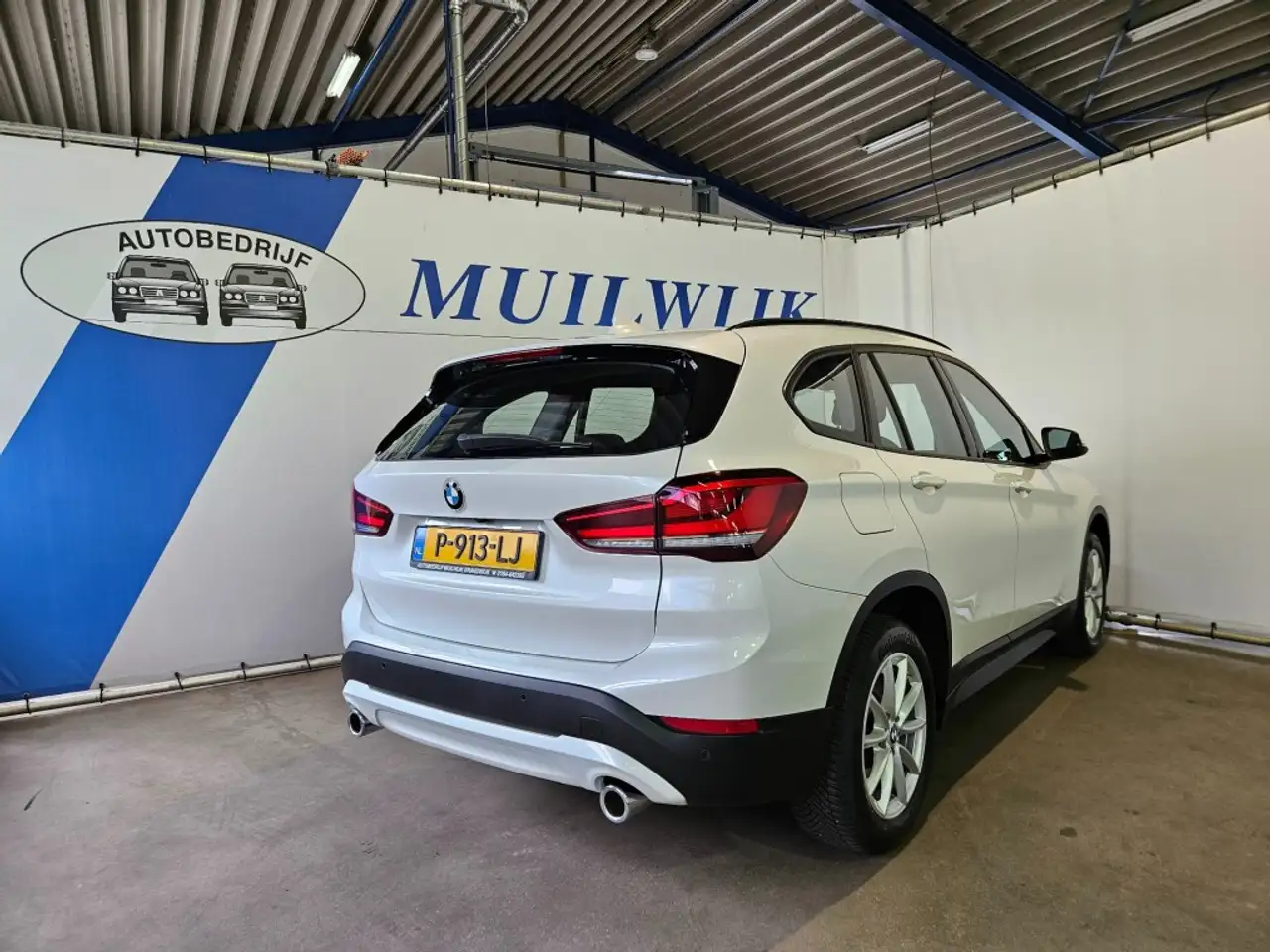 BMW X1 sDrive20i Business Edition / Camera / Memory / Hea, миниатюра 14