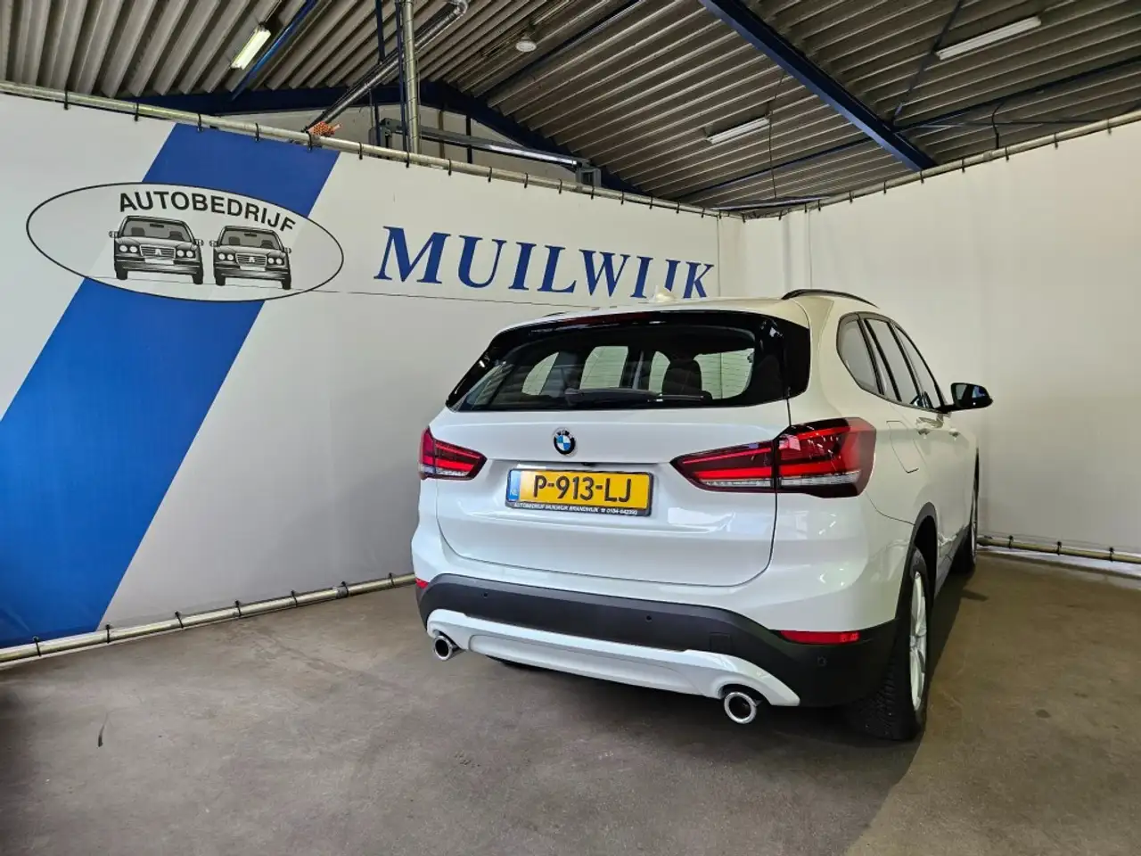 BMW X1 sDrive20i Business Edition / Camera / Memory / Hea, миниатюра 16