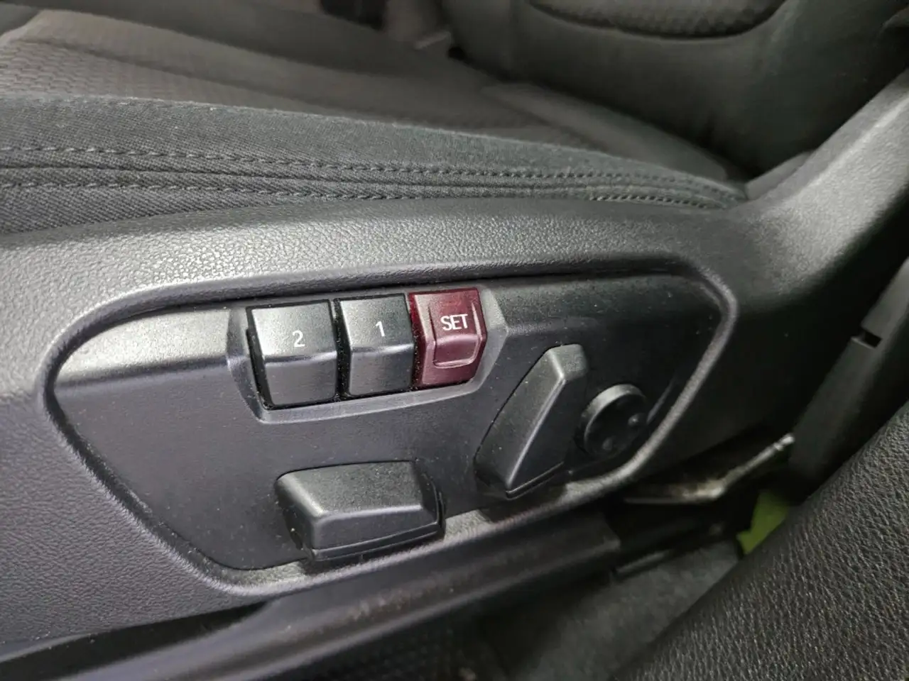 BMW X1 sDrive20i Business Edition / Camera / Memory / Hea, миниатюра 30