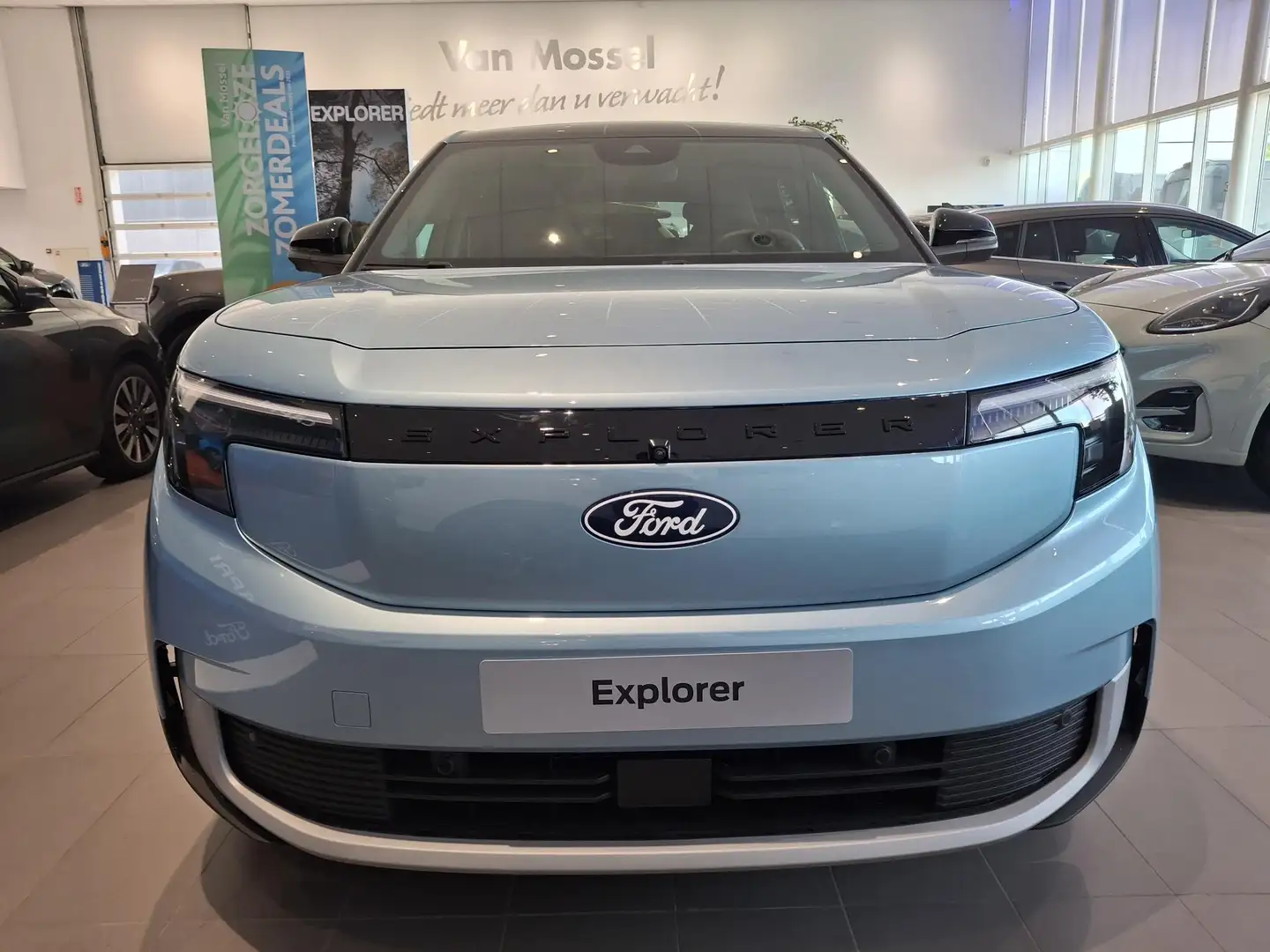 Ford Explorer Premium Extended Range RWD 77 kWh | € 3000,- KORTI Blauw - 2