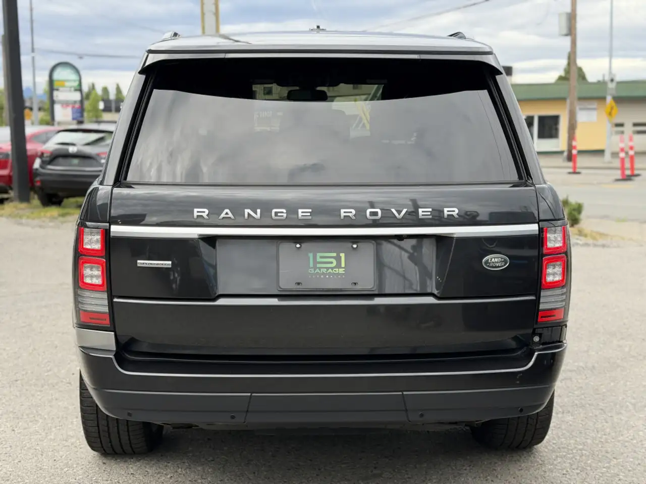 Land Rover Range Rover photo Land Rover Range Rover