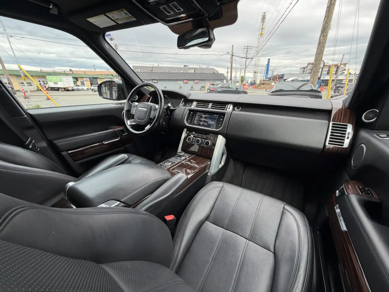 Land Rover Range Rover photo Land Rover Range Rover