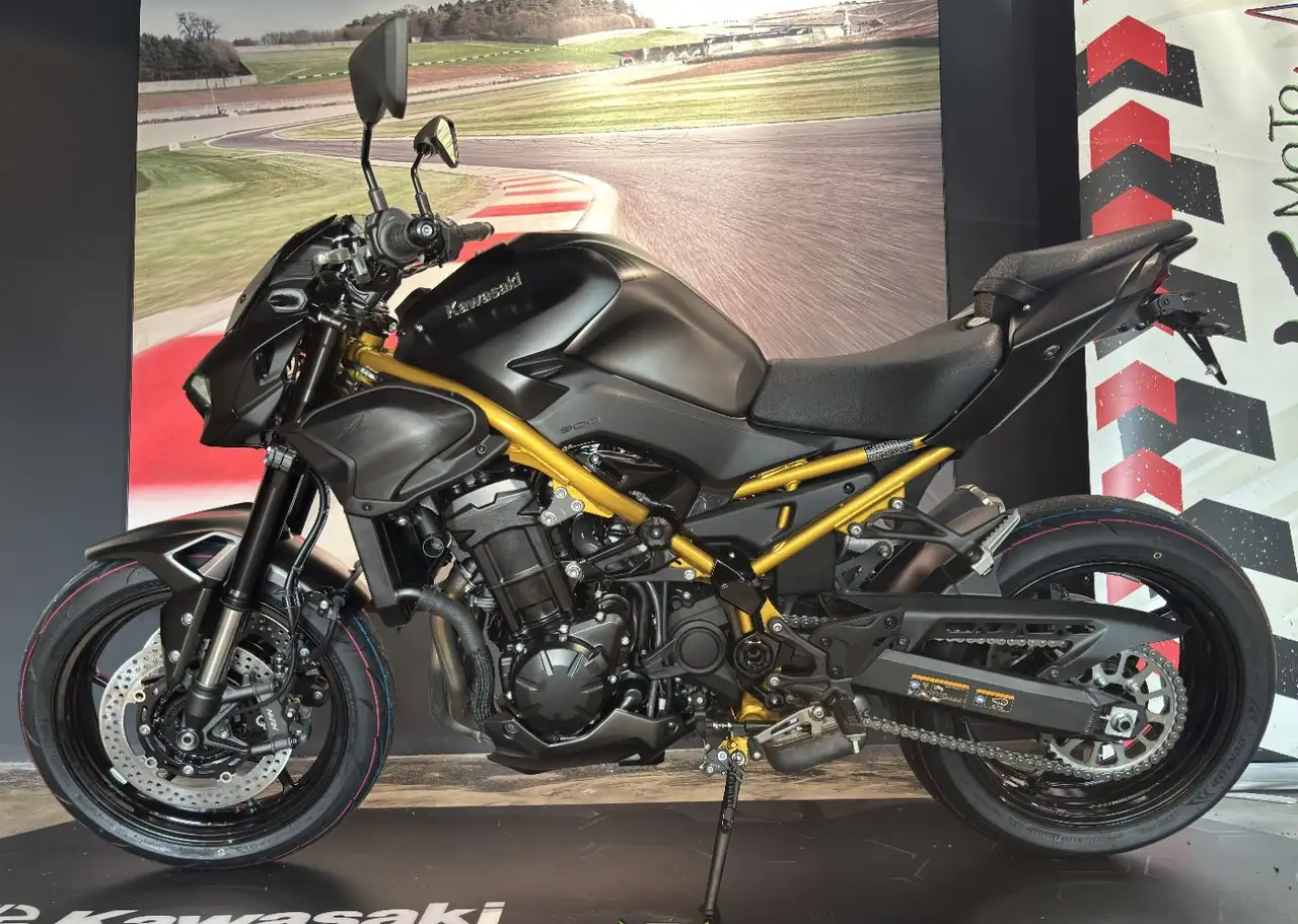 Kawasaki Z 900