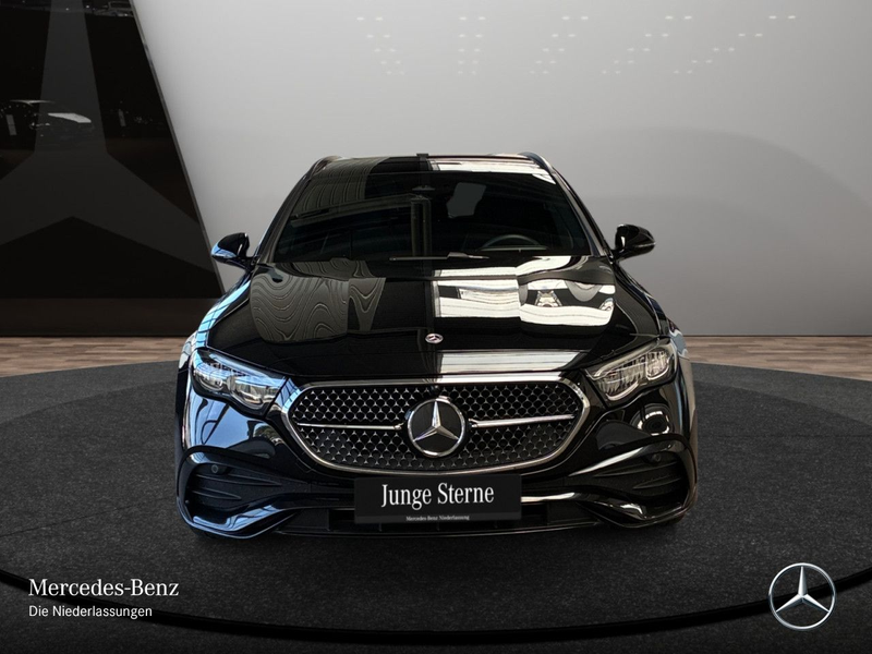 Mercedes-Benz E 220 d T AMG Pano Distr. LED AHK Night Kamera PTS — photo 3