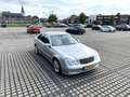 Mercedes-Benz E 240 2.6 v6 Avantgarde Gris - thumbnail 6