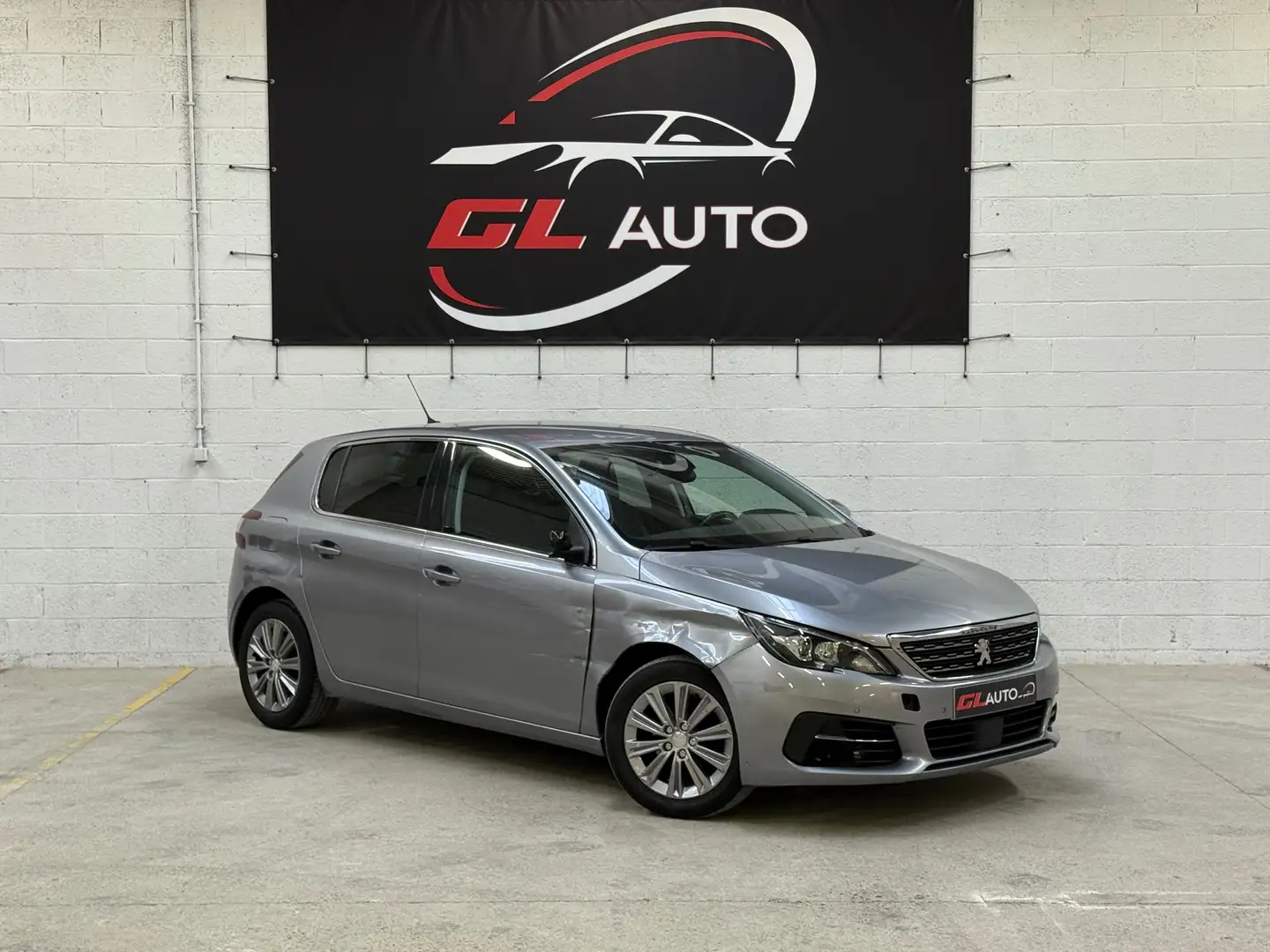 Peugeot 308 1.5 BLUEHDI * PALETTES * CAMÉRA * TVA DÉDUCTIBLE Grijs - 2