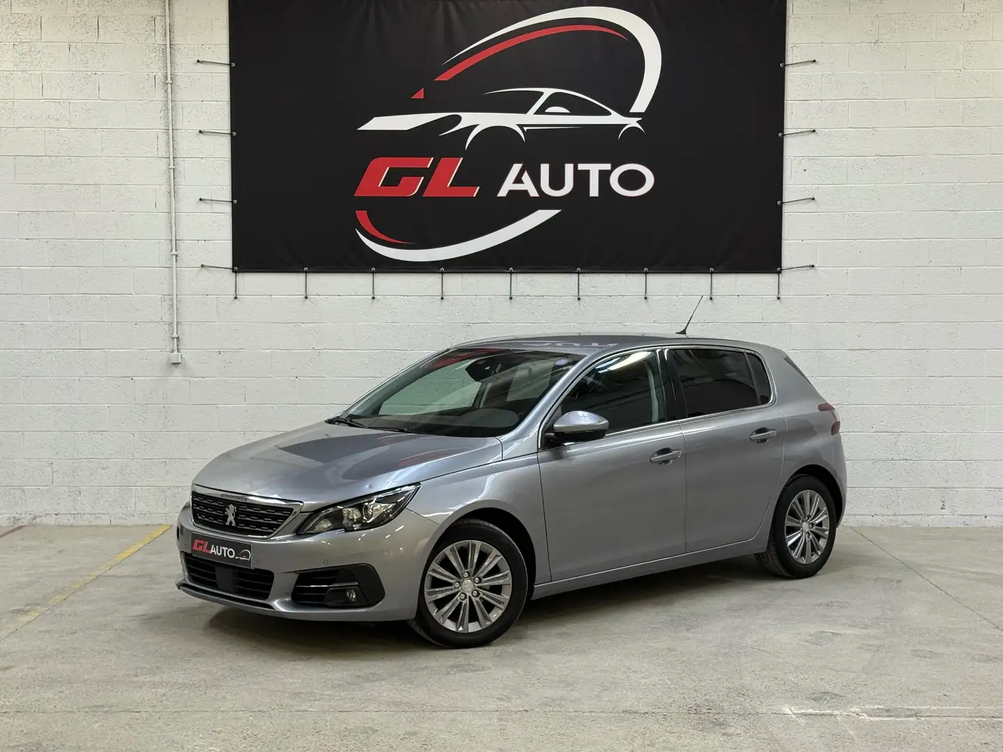 Peugeot 308 1.5 BLUEHDI * PALETTES * CAMÉRA * TVA DÉDUCTIBLE Grijs - 1