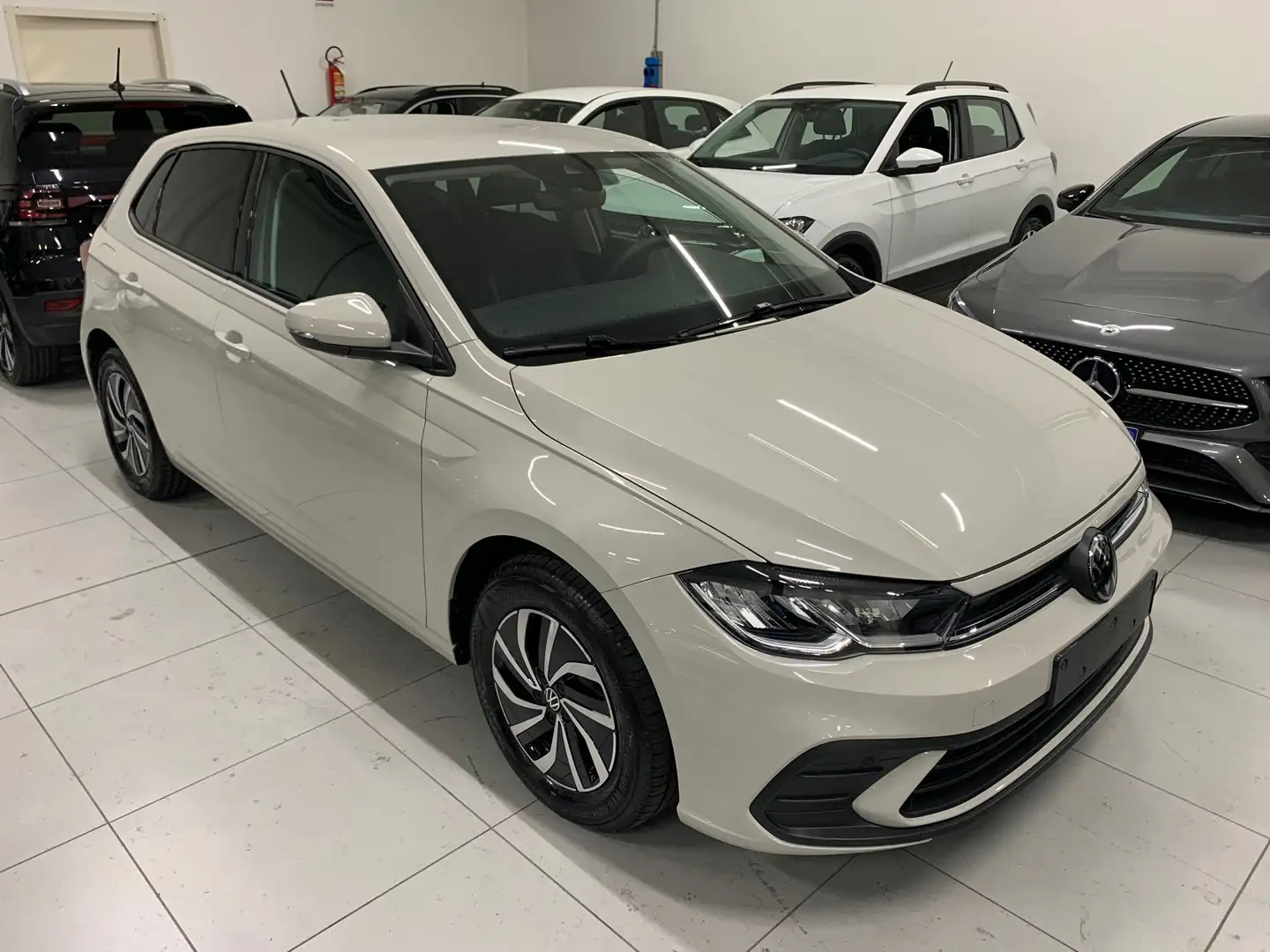 Volkswagen Polo 1.0 Edition Plus 95cv KM ZERO 4 ANNI DI GARANZIA!! Beige - 2