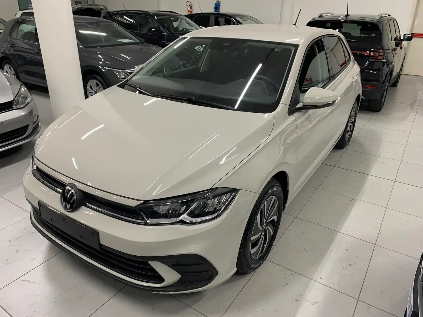 Volkswagen Polo 1.0 Edition Plus 95cv KM ZERO 4 ANNI DI GARANZIA!! Beige - 1