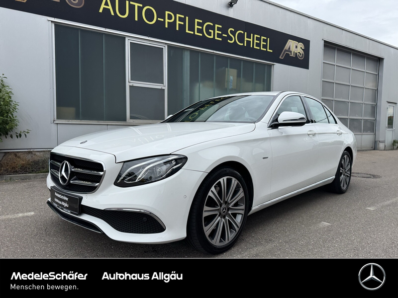 Mercedes-Benz E 200 E 200 4M Avantgarde Limo SHD Navi Kam Totw. LED