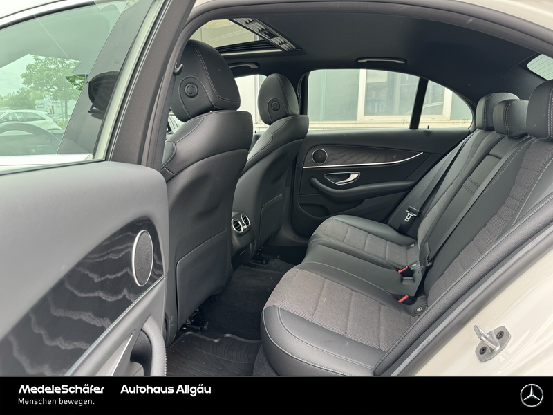 Mercedes-Benz E 200 E 200 4M Avantgarde Limo SHD Navi Kam Totw. LED — photo 8