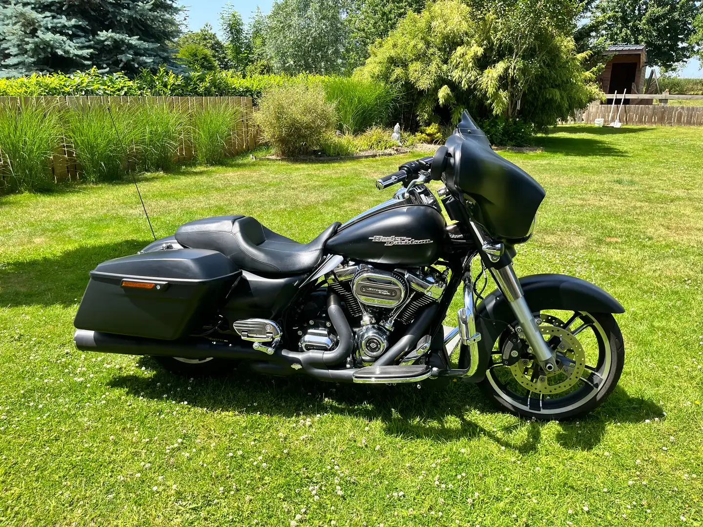 Harley-Davidson Street Glide STREET GLIDE SPECIAL Noir - 1