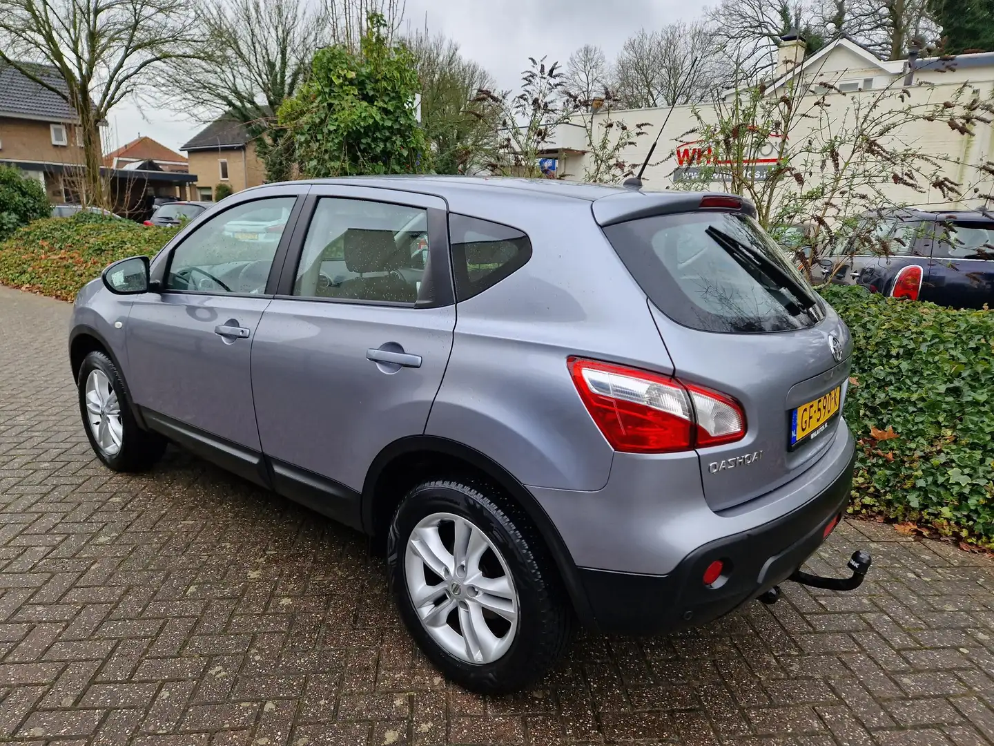 Nissan Qashqai 1.6 Visia Gris - 2