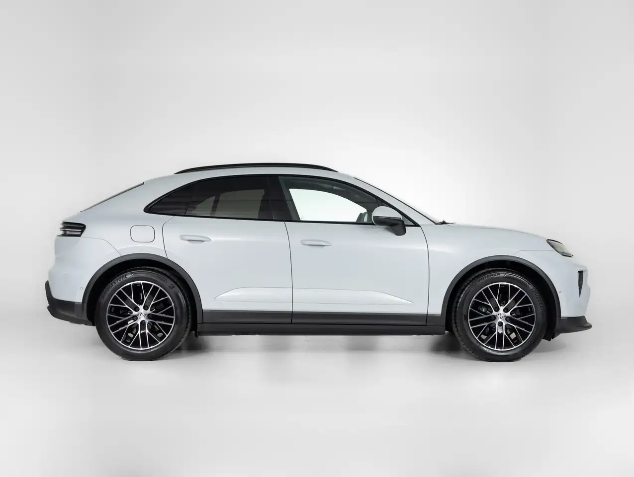 Porsche Macan 2026 — фото 10