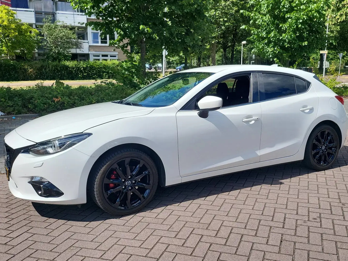 Mazda 3 3 2.0 GT-M Wit - 2