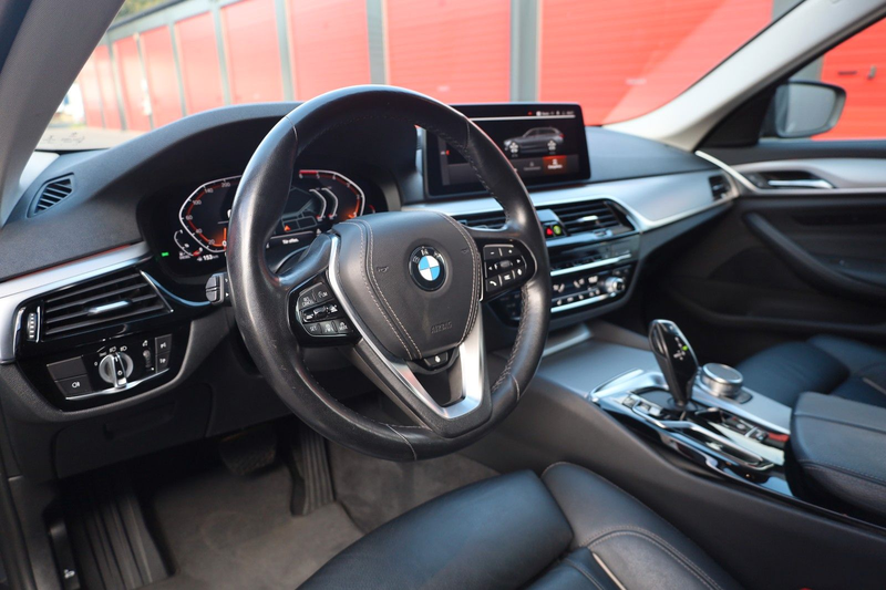 BMW 520 D Touring DAB+ Head-up Navi Professional — photo 11