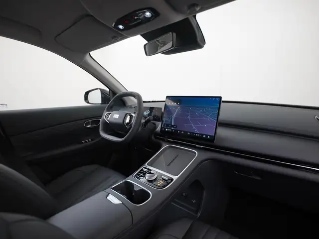 Geely Starray Em-I view 2