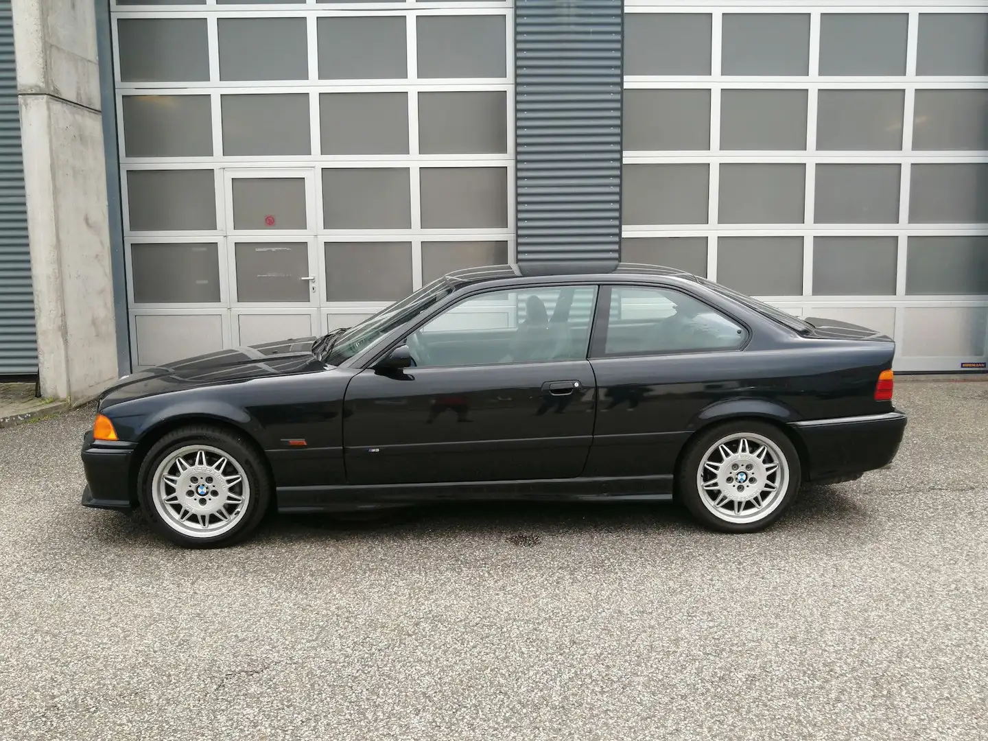 BMW M3 Coupe 2 Hand Originalzustand Schwarz - 2
