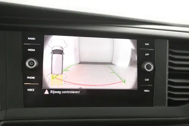 Volkswagen Transporter view 14