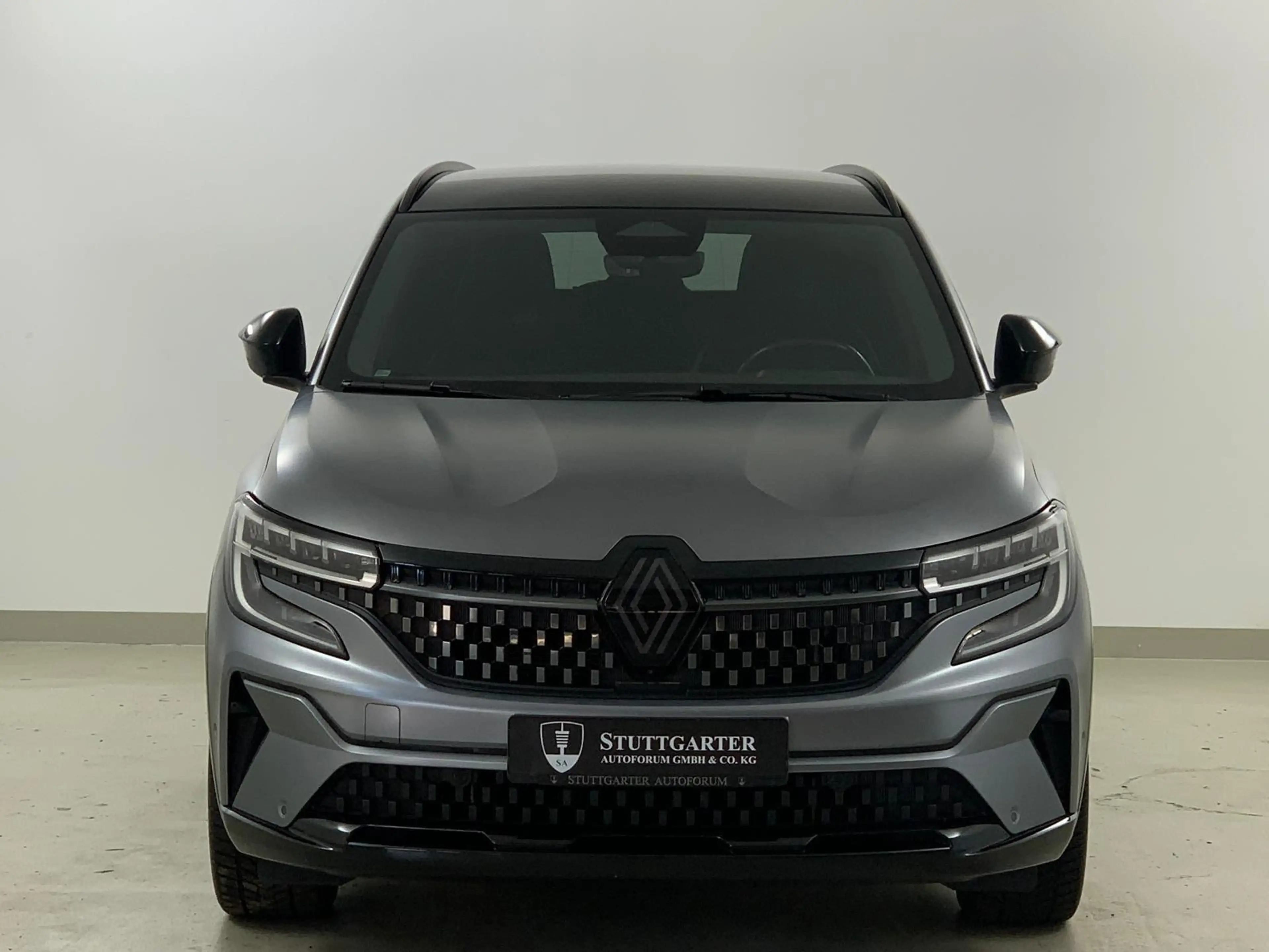 Renault Espace VI Esprit Alpine E-Tech Hybri Head-u Pano — photo 2