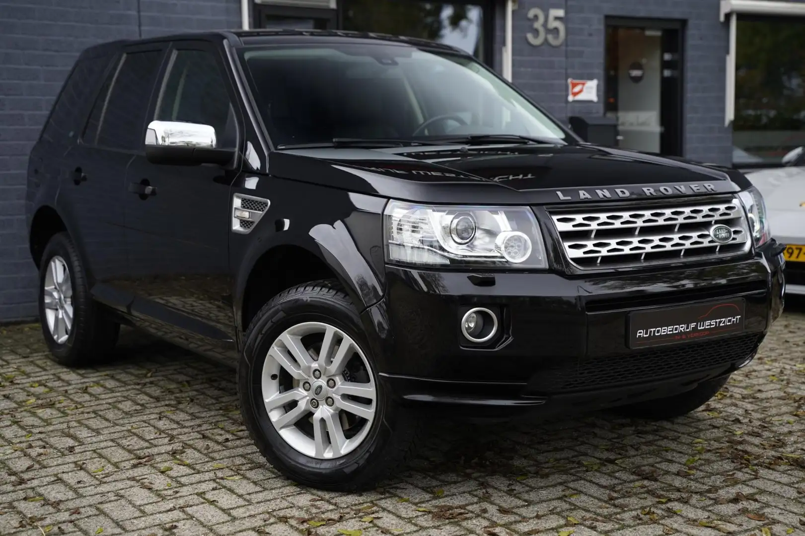 Land Rover Freelander Si4 SE 240pk Automaat, Leder, Trekhaak Zwart - 2
