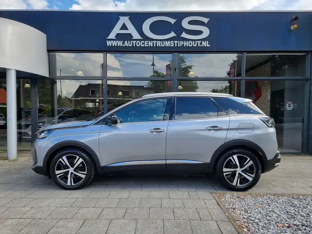 Peugeot 3008 view 5