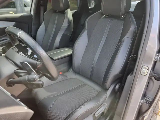 Peugeot 3008 view 15