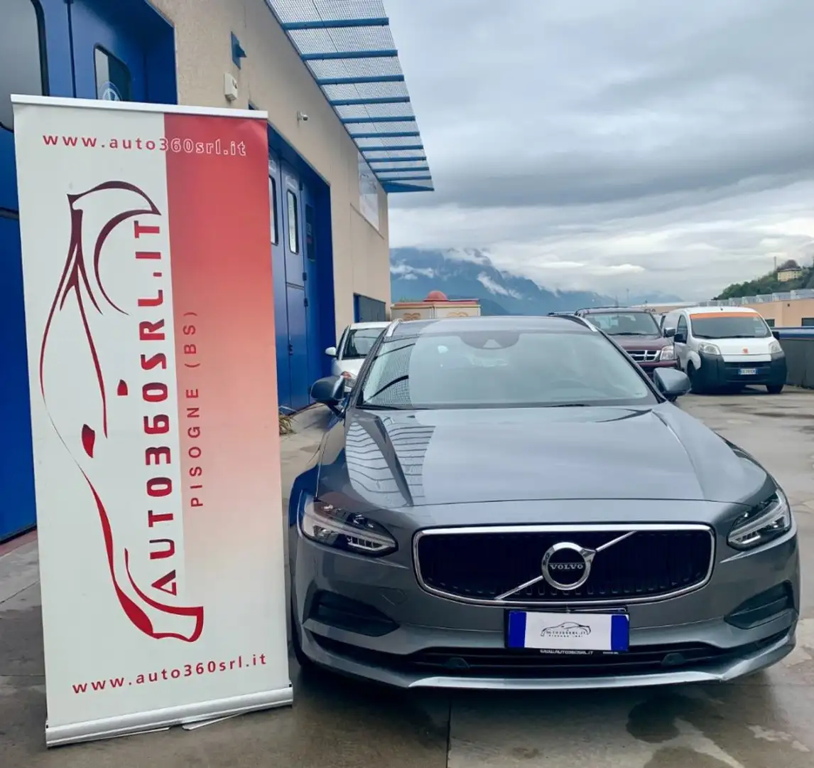Volvo V90 D4 Geartronic Momentum CRONOLOGIA TAGLIANDI Gris - 1