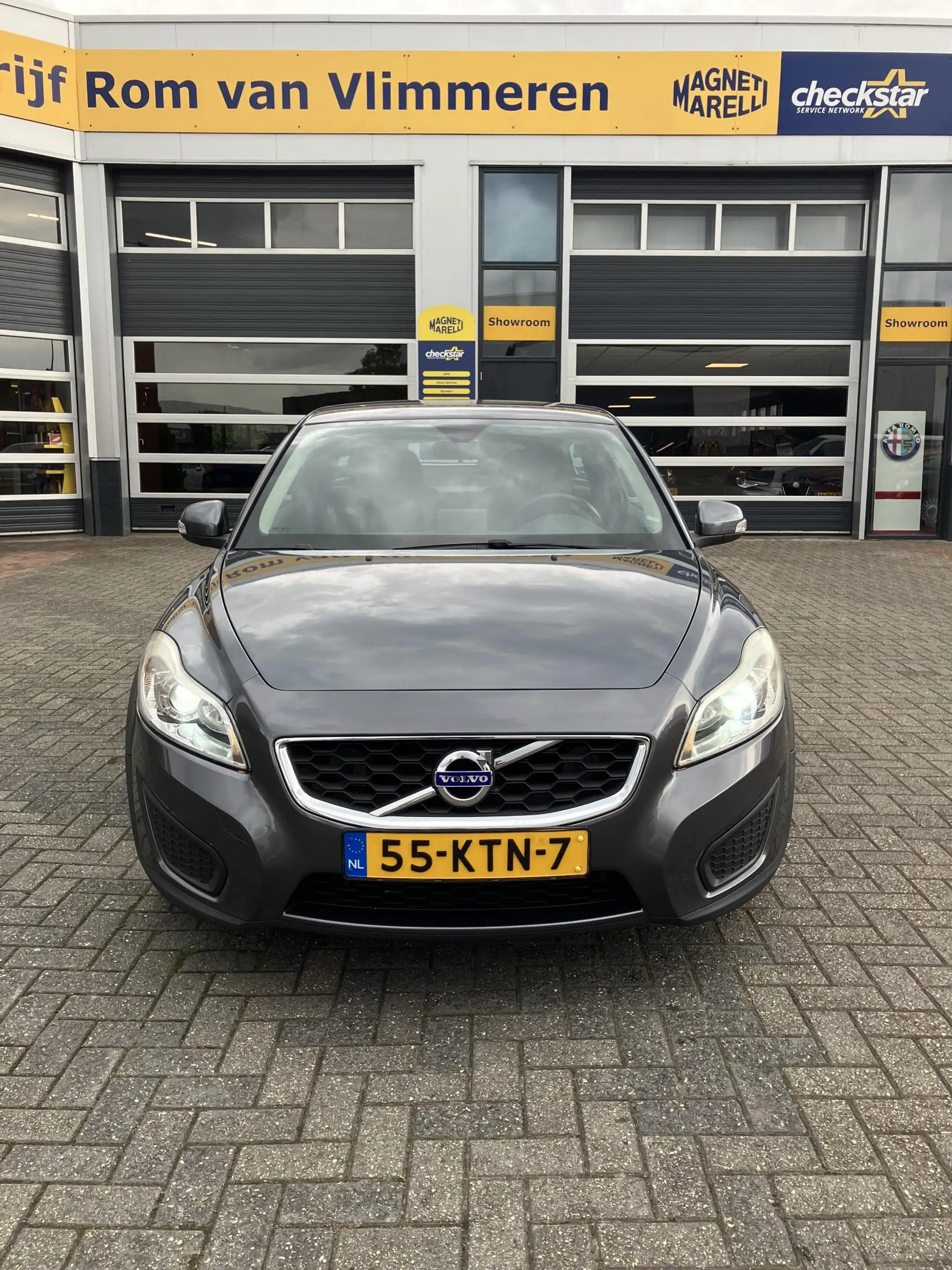 Volvo C30 1.6 Kinetic — photo 5
