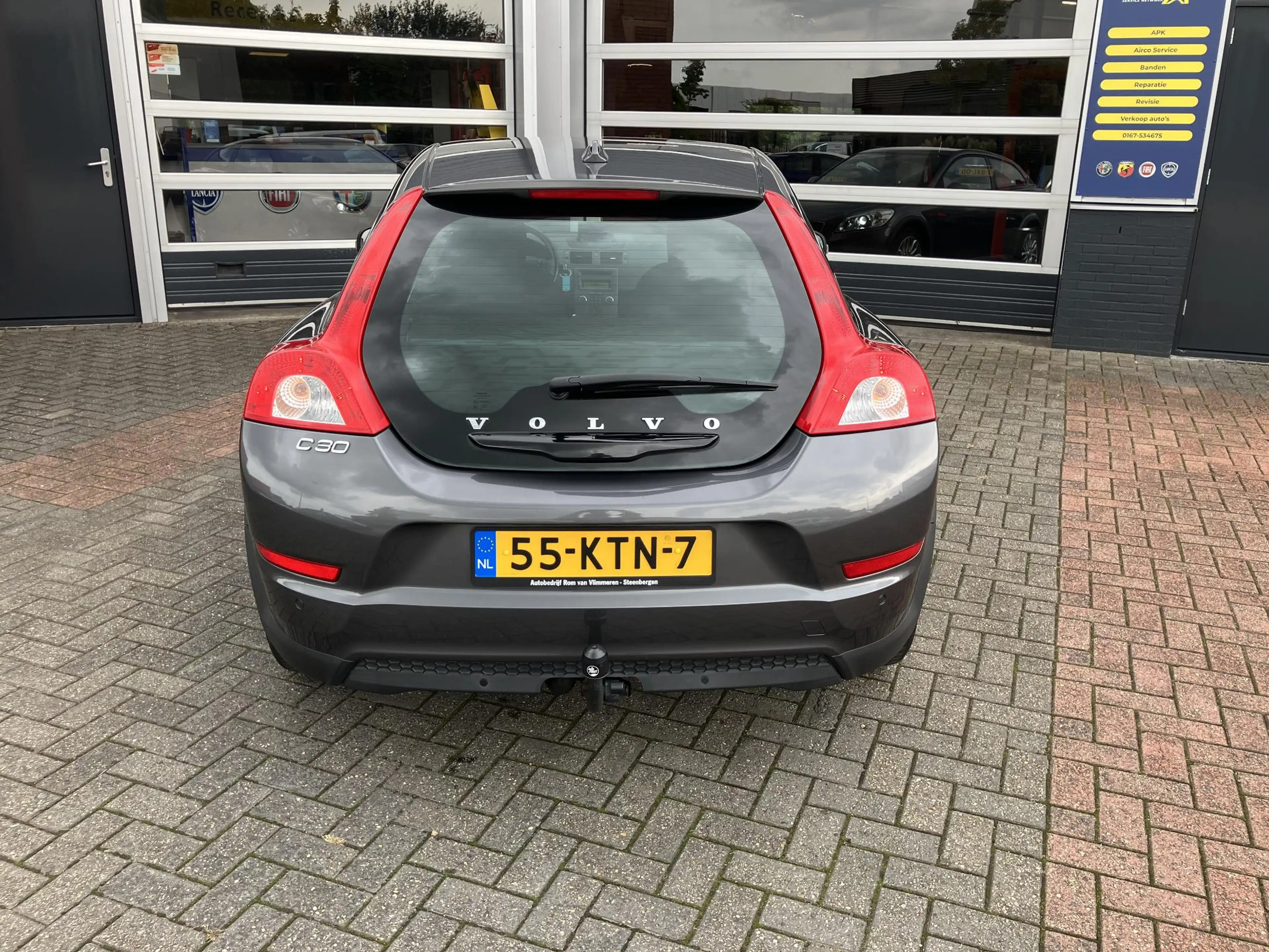 Volvo C30 1.6 Kinetic — photo 12