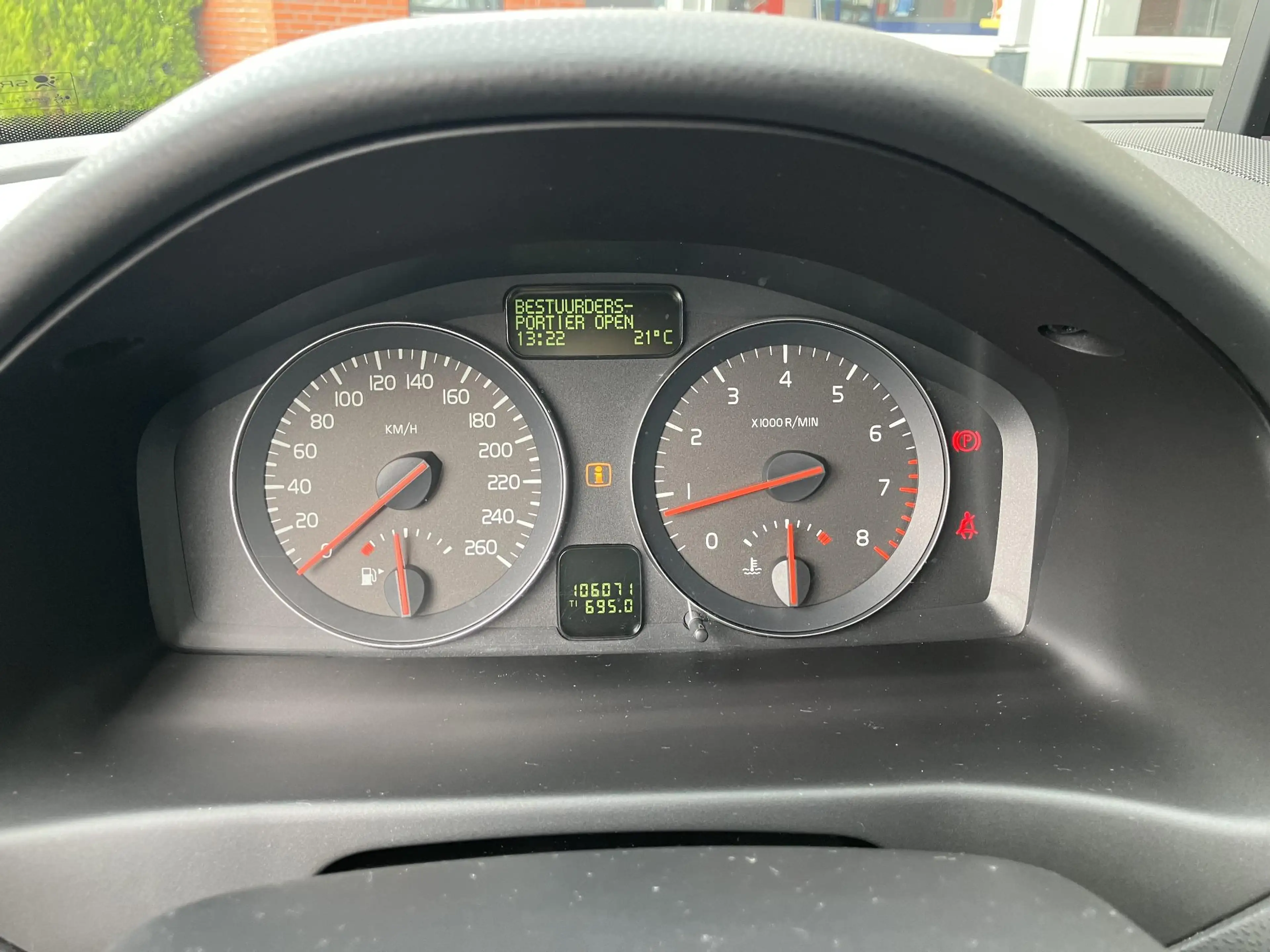 Volvo C30 1.6 Kinetic — photo 23