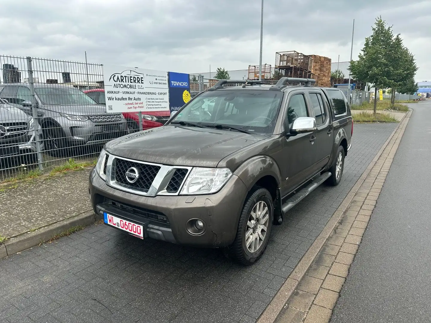 Nissan Navara Pickup Double Cab LE V6 4X4 *1.HAND*Leder Brun - 1