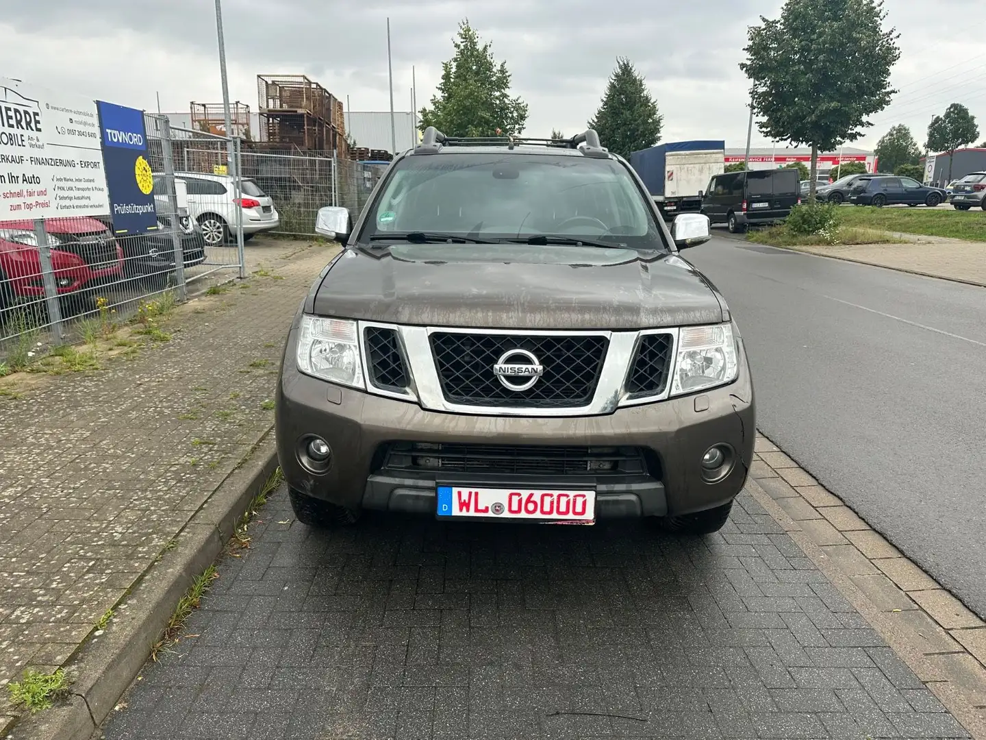 Nissan Navara Pickup Double Cab LE V6 4X4 *1.HAND*Leder Brun - 2