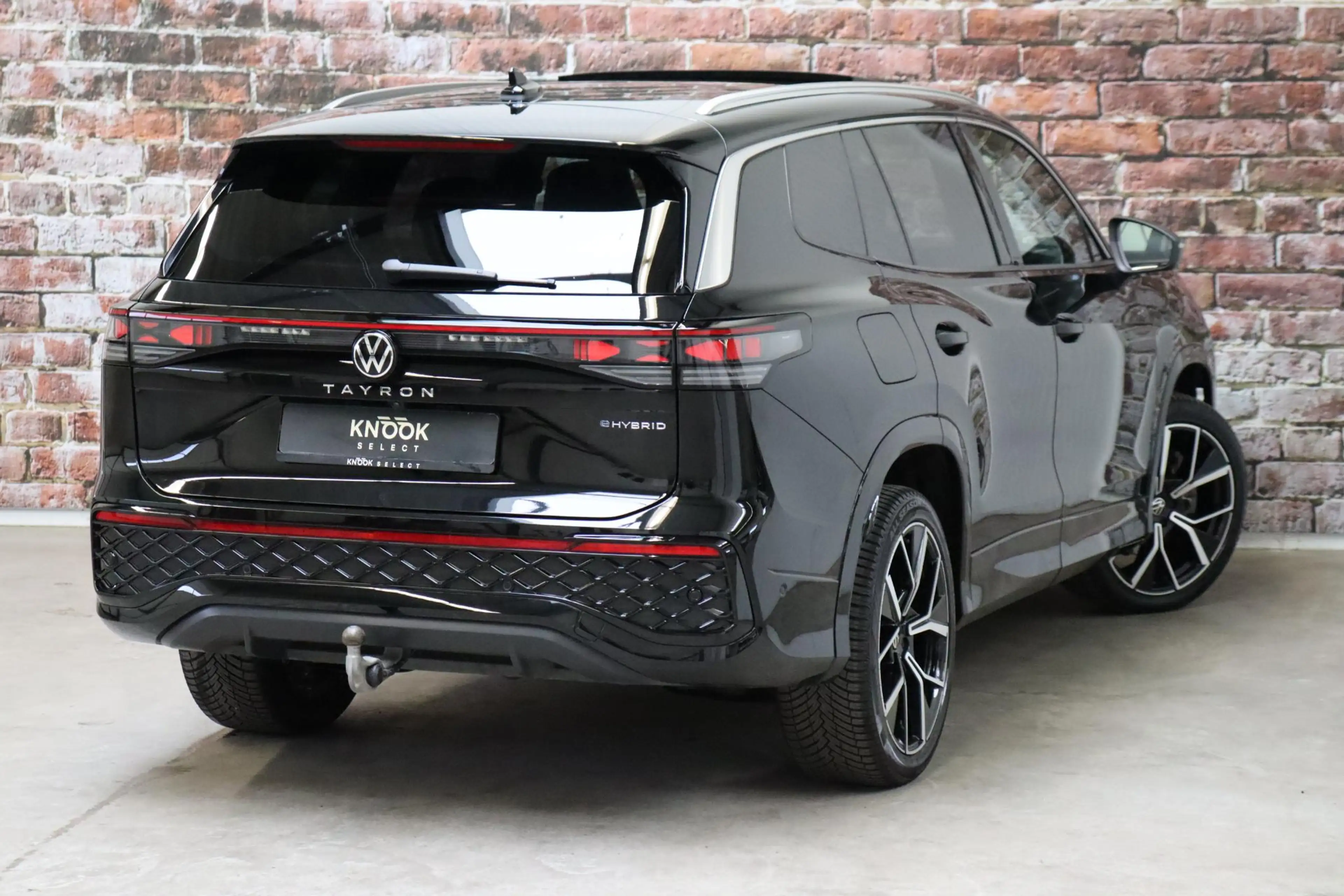 Volkswagen Tayron 1.5 eHybrid R-Line Edition / Panoramadak / Trekhaa — photo 4