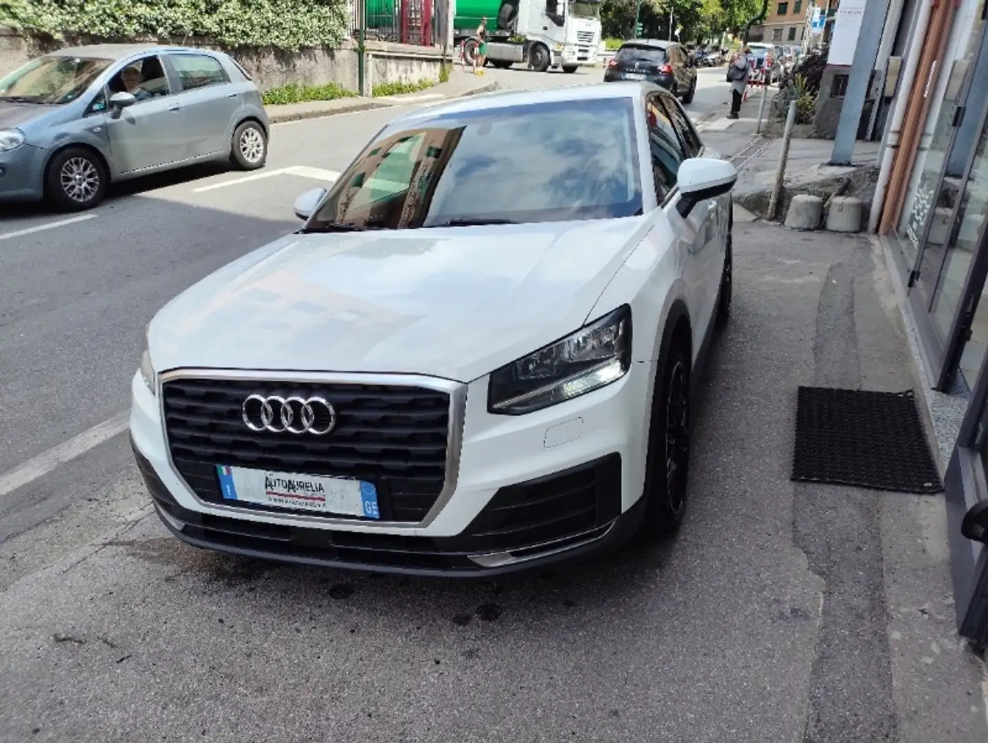 Audi Q2 1.6 TDI Blanc - 1