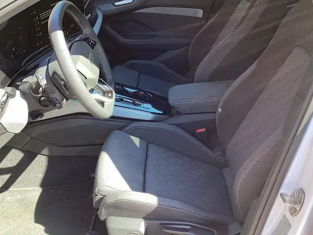 Audi A5 view 7