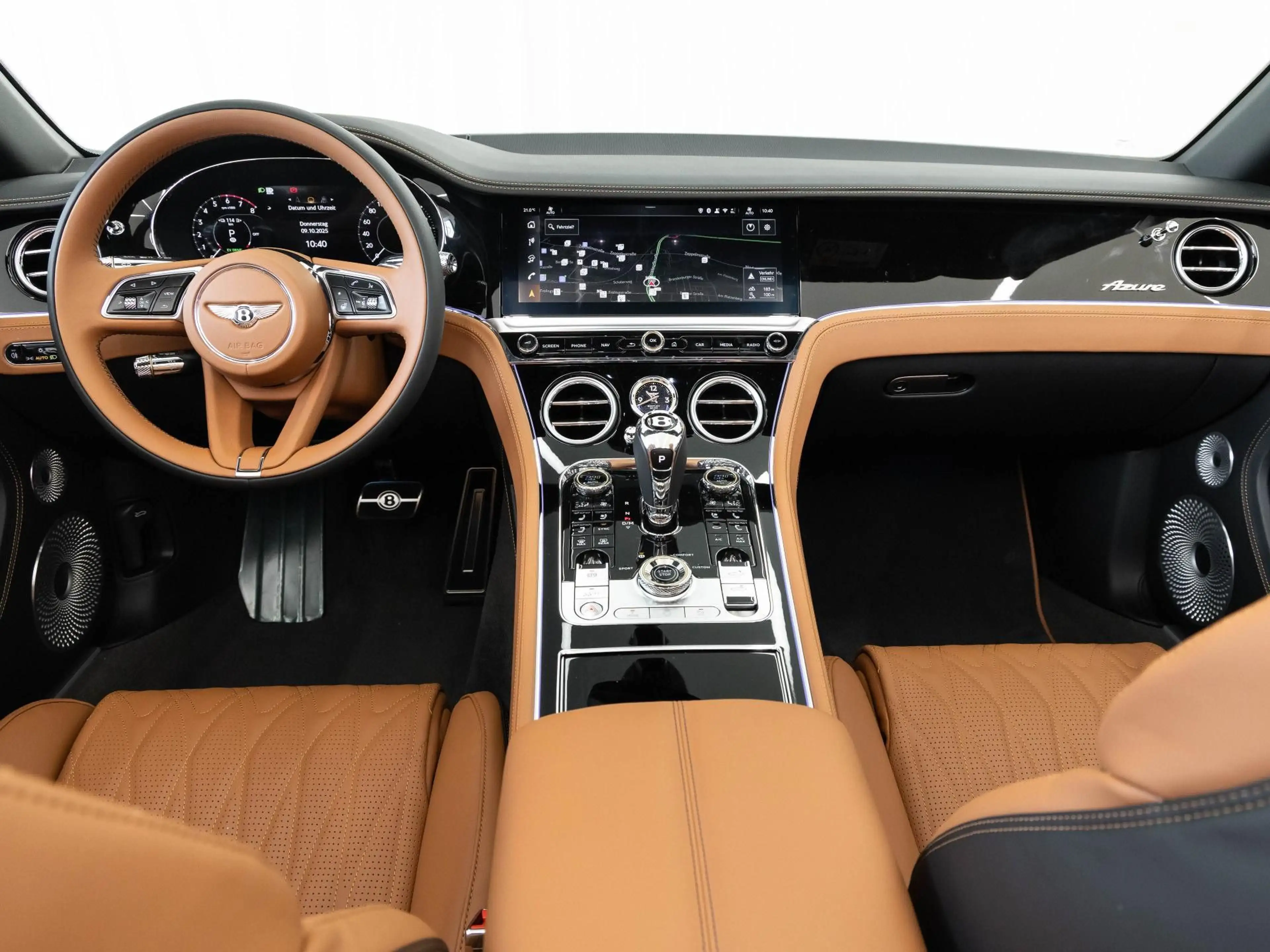 Bentley Continental GTC Azure (MY26) Hybrid — photo 9
