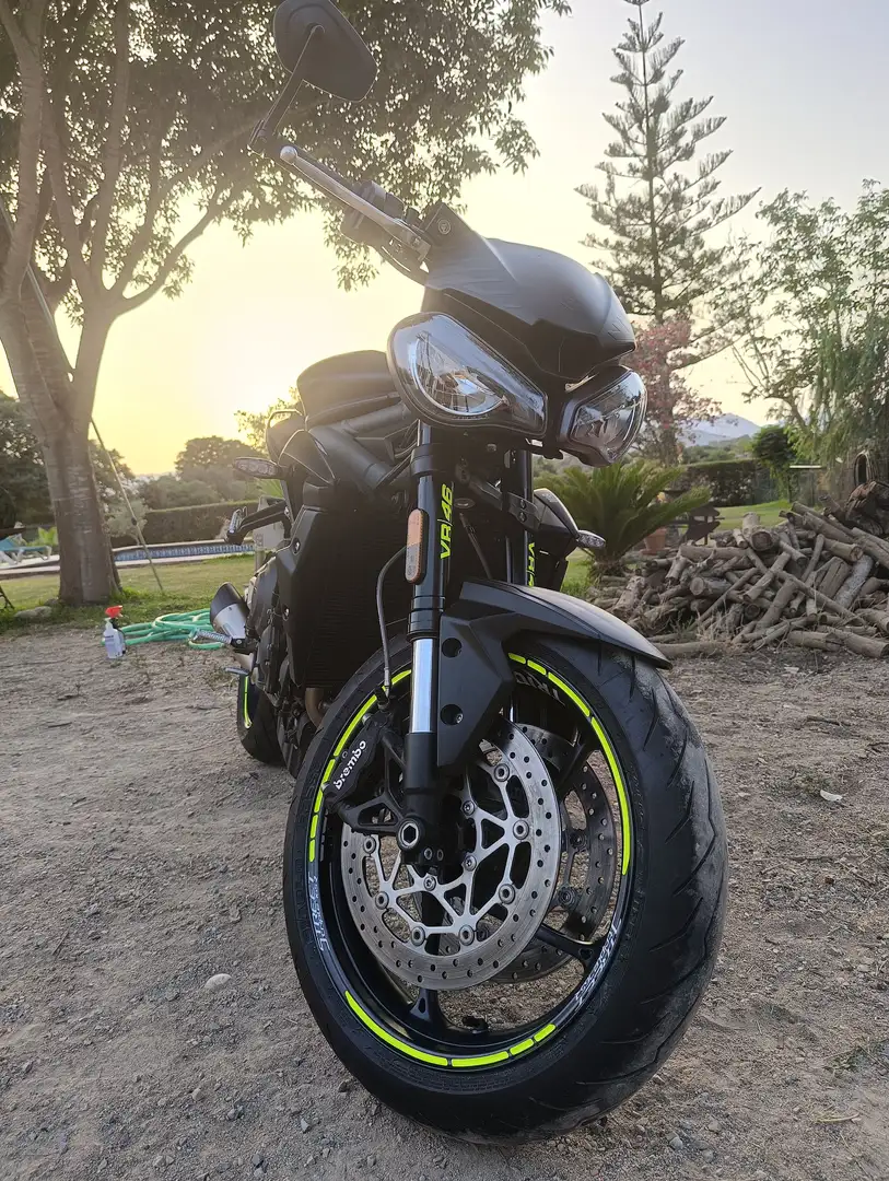 Triumph Street Triple 765 R 2022 Gri - 1