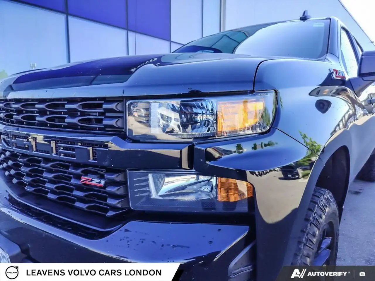 Chevrolet Silverado 1500 photo Chevrolet Silverado 1500