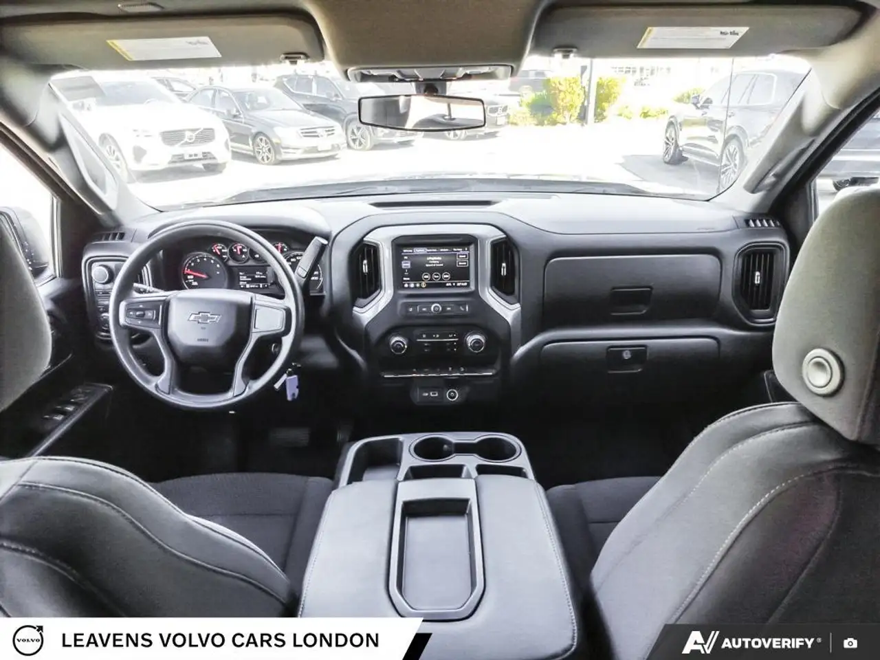 Chevrolet Silverado 1500 photo Chevrolet Silverado 1500
