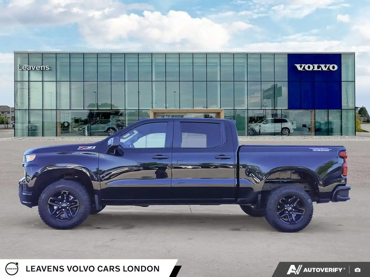 Chevrolet Silverado 1500 photo Chevrolet Silverado 1500