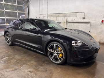 Cross Turismo 4 93 kWh Zwart